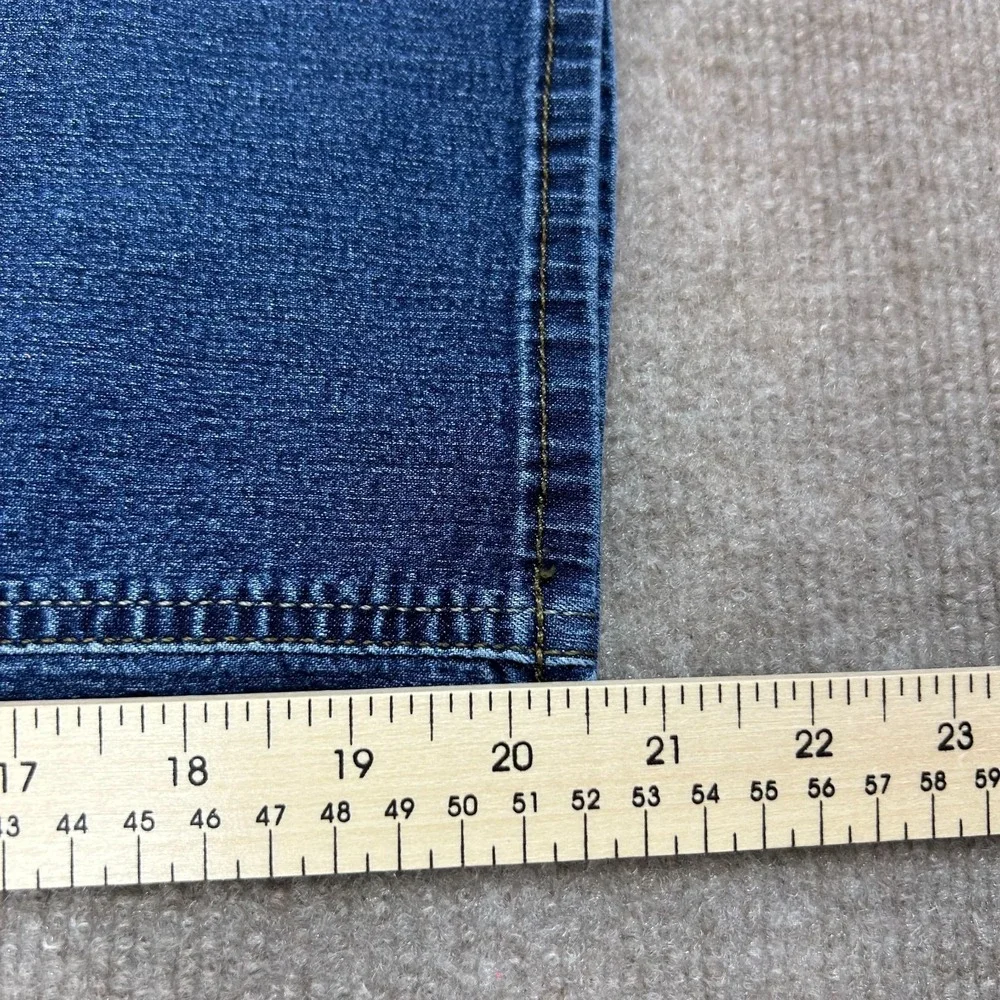 Lee Riders Capri Jeans Womens 14 Blue Denim Cotton Stretch Mid Rise Whiskers